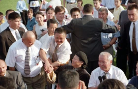 Боло Янг ​​Қазақстанда - фото 7