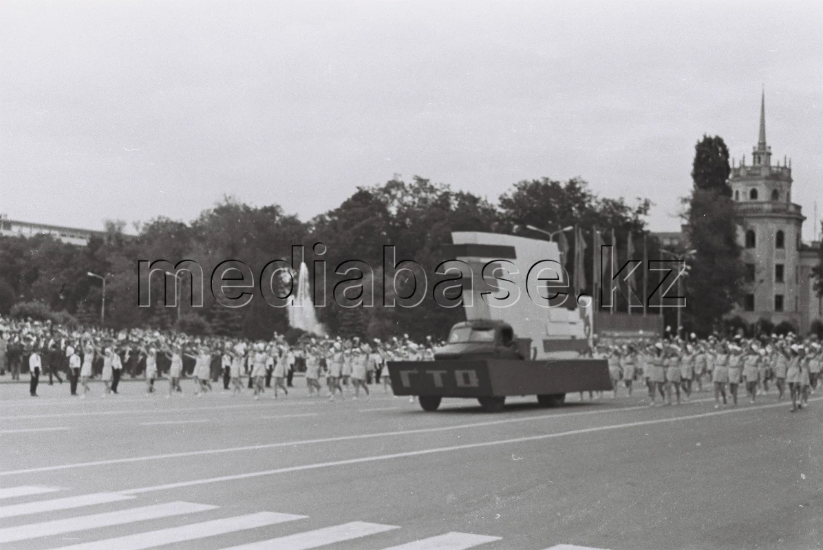 Алматыдағы пионерлер мерейтойы - фото 1