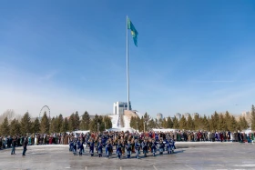 Елорданың мәдени ұйымдары «Ұлттық киім» күніне ауқымды флешмоб өткізді - фото 8