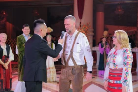 Бүркіт, асық, ұлттық би: Елшілер Наурызды қалай тойлады - фото 37