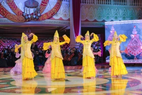 Бүркіт, асық, ұлттық би: Елшілер Наурызды қалай тойлады - фото 46