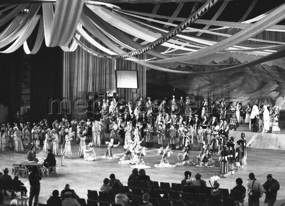 Өткеннің аспаптық ансамбльдері - фото 1