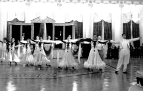 Ересектер мен балалар арасындағы спорттық және көркем би жарысы - фото 7