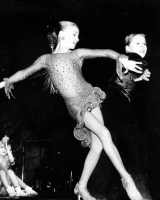 Ересектер мен балалар арасындағы спорттық және көркем би жарысы - фото 11