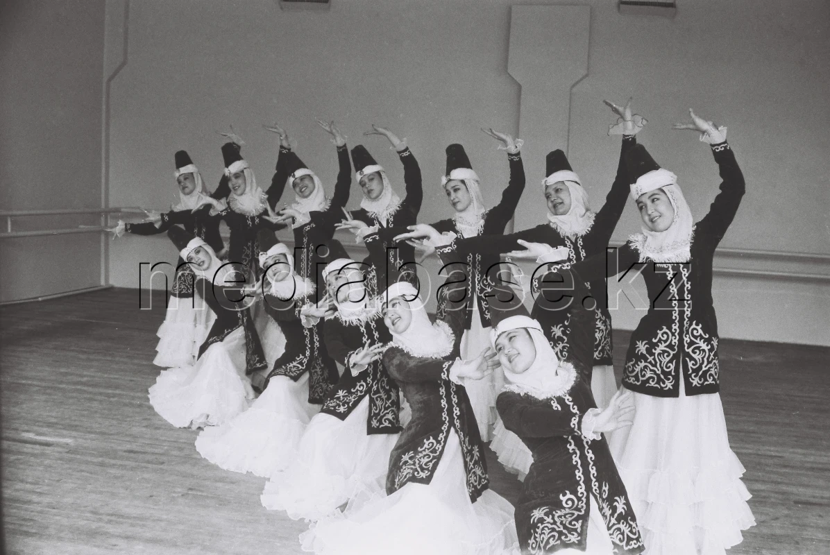 Қазақ балеті - фото 1