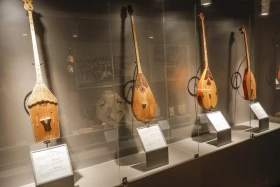 Домбыра күні: Ұлы орындаушылардың, композиторлардың және ақындардың аспаптары қандай көрінеді - фото 5