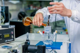 Қазақ ғалымы мұнайдан өңделетін дәріні биоқалдықтан жасамақ - фото 4