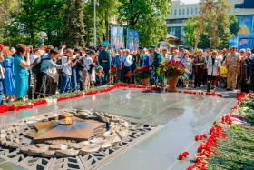 Алматылықтар Жеңістің 79 жылдығын тойлады - фото 22