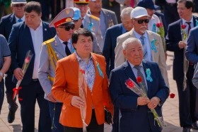 Шымкентте жеңісті жақындатқандарға пәтер кілті тапсырылды - фото 24