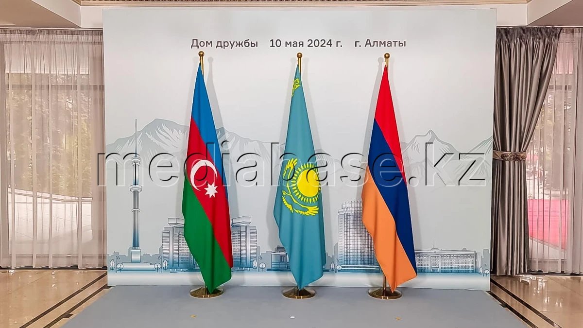 Әзербайжан мен Арменияның cыртқы істер министрлері келіссөз жүргізуге Алматыға келді - фото 1