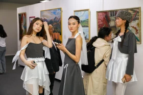 Астанада жас суретшілердің туындыларының көрмесі өтті - фото 8