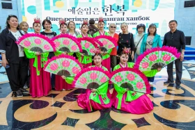 «Ханбок»: Астанада корей ұлттық киімінің көрмесі ашылды - фото 12