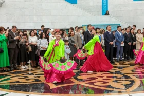 «Ханбок»: Астанада корей ұлттық киімінің көрмесі ашылды - фото 22