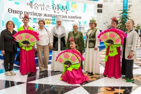«Ханбок»: Астанада корей ұлттық киімінің көрмесі ашылды - фото 23