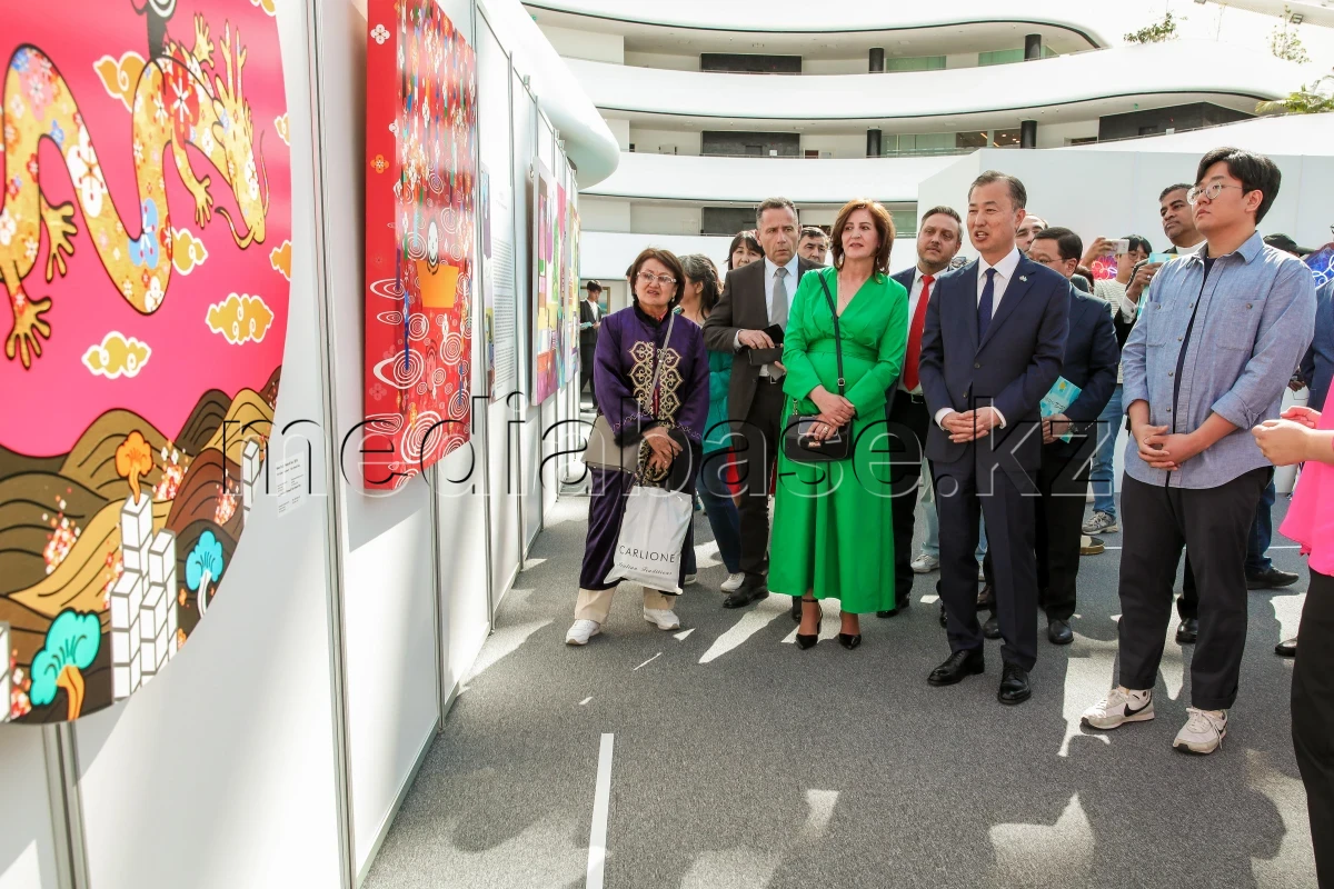 «Ханбок»: Астанада корей ұлттық киімінің көрмесі ашылды - фото 1