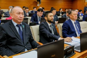 Мәжілістің жалпы отырысы - фото 16