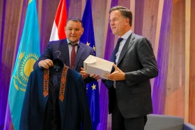 Нидерланд Корольдігінің Премьер-Министрі қазақстандық студенттермен кездесті - фото 5