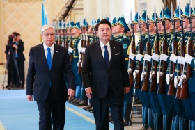 Қасым-Жомарт Тоқаев Ақордада Корея Республикасының Президенті Юн Сок Ёльді қарсы алды - фото 8