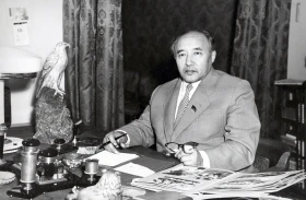 Мұхтар Әуезов - фото 1