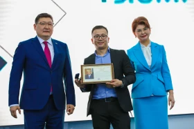 Астанада үздік журналистер марапатталды - фото 13