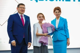 Астанада үздік журналистер марапатталды - фото 16