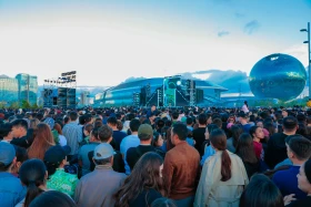 Астанада дрондар шоуын 100 мыңнан астам адам тамашалады - фото 2