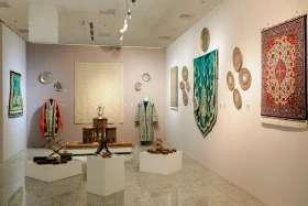 Астанада өзбек өнерінің көрмесі ашылды - фото 6