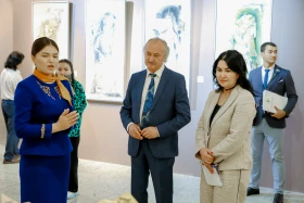 Астанада өзбек өнерінің көрмесі ашылды - фото 7
