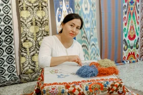 Астанада өзбек өнерінің көрмесі ашылды - фото 13