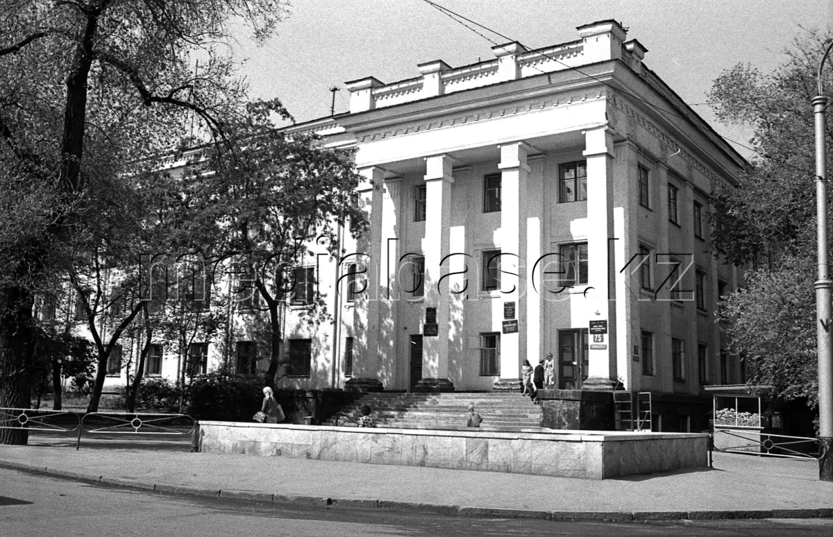 ҚазАқпарат тарихы: Басқарма отырысы - фото 1