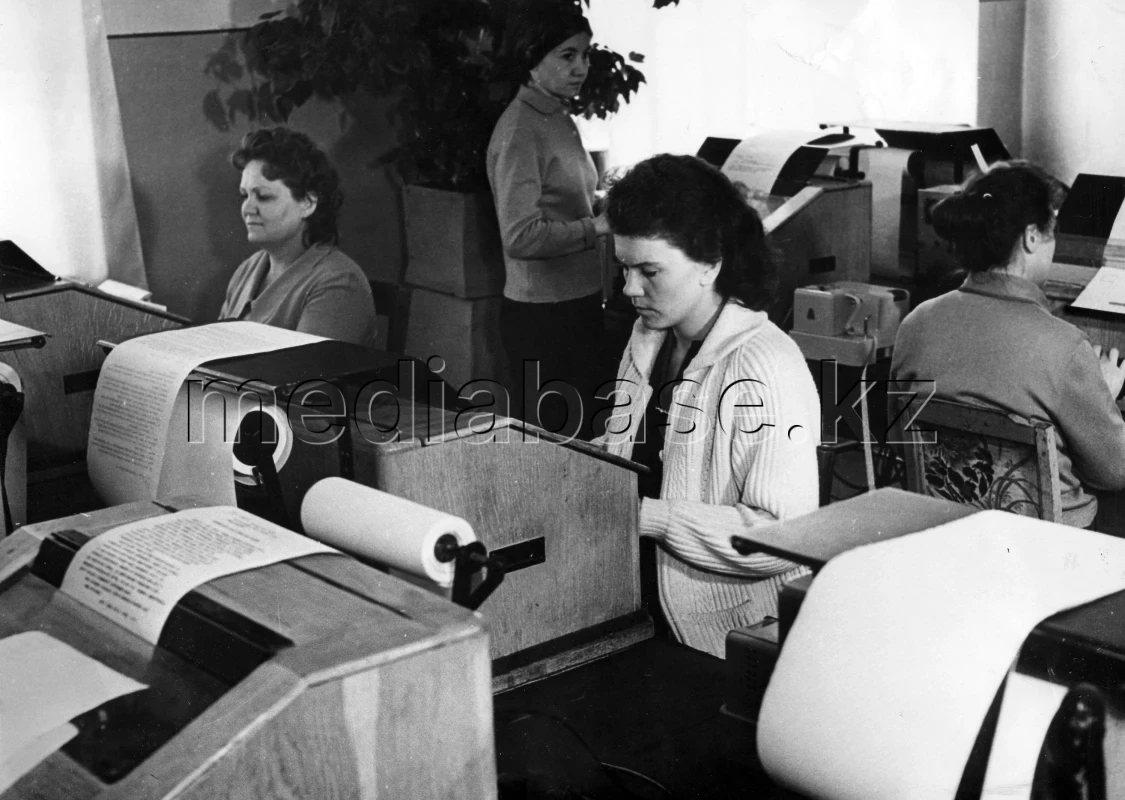 ҚазАқпарат тарихы: Жұмыс күні - фото 1