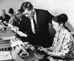 ҚазАқпарат тарихы: Жұмыс күні - фото 7