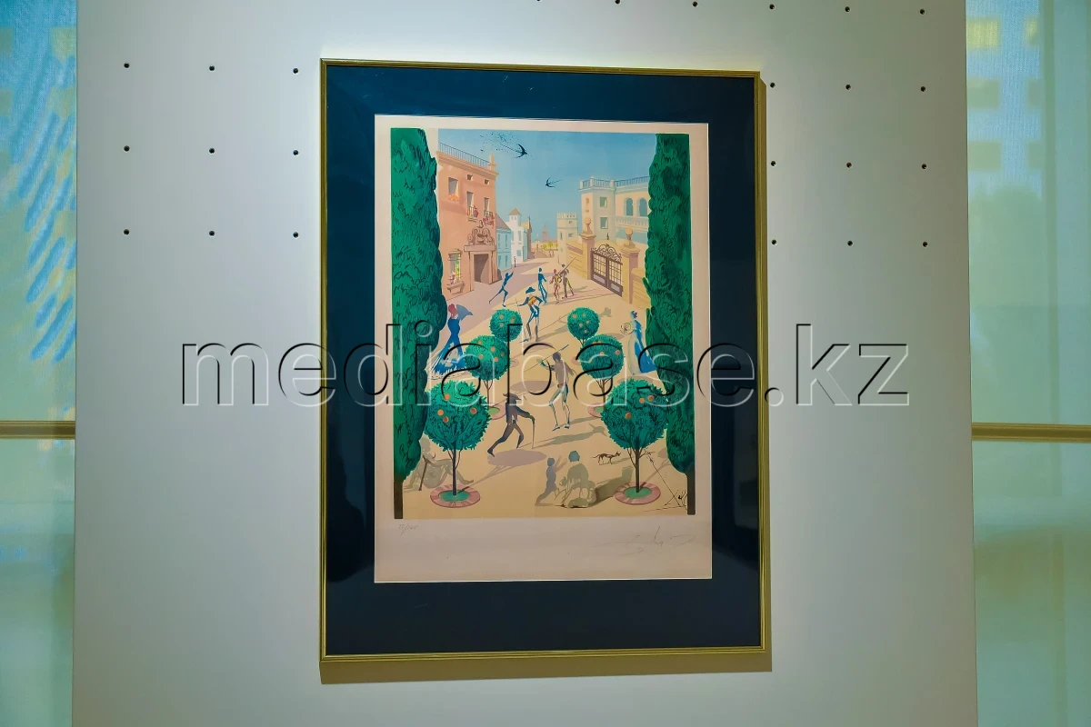 Выставка оригинальных работ Сальвадора Дали открылась в Астане - фото 1