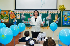 ҚР Оқу-ағарту министрі Ғани Бейсембаев Қазақстан халқын Білім күнімен құттықтады. - фото 4