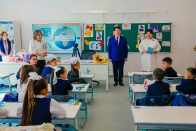 ҚР Оқу-ағарту министрі Ғани Бейсембаев Қазақстан халқын Білім күнімен құттықтады. - фото 15