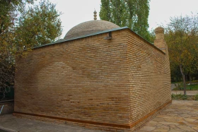 Тараз қаласындағы Қарахан кесенесі кесенесі - фото 8