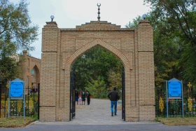 Тараз қаласындағы Қарахан кесенесі кесенесі - фото 9