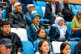 Көшпенділер ойыны: Қазақ балуандары тағы екі алтын жеңіп алды - фото 11