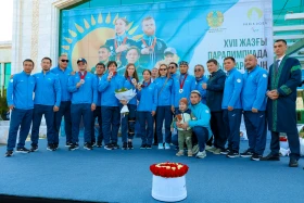 Паралимпийских призеров чествовали в аэропорту Астаны - фото 1