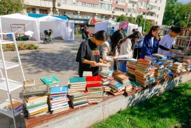 Алматы қаласның туған күніне орай «Кiтап fest» фестивалі өтті - фото 6