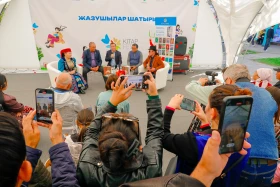 Алматы қаласның туған күніне орай «Кiтап fest» фестивалі өтті - фото 15