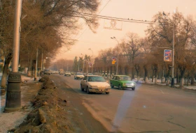 90-шы жылдардағы Алматының орталық көшелері - фото 6