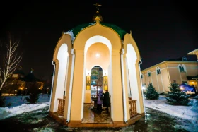 Алматыда шомылдыру рәсімінен өту - фото 5