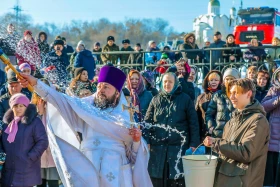 Алматыда шомылдыру рәсімінен өту - фото 18