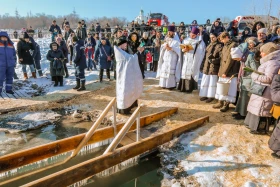 Алматыда шомылдыру рәсімінен өту - фото 19