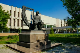 Алматыда ескерткіштері - фото 7