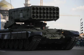 АСТАНАДАҒЫ ӘУЕ ПАРАДЫ: Әскери ұшқыштар асқан шеберлік үлгісін көрсетті - фото 47