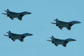 АСТАНАДАҒЫ ӘУЕ ПАРАДЫ: Әскери ұшқыштар асқан шеберлік үлгісін көрсетті - фото 48