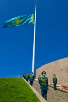 Қазақстанда коронавирустан қаза болғандарға аза тұту рәсімі өтті - фото 4