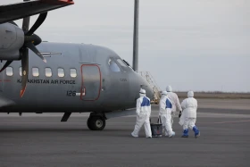 Қытайдан келген дәрігерлер Қазақстанға коронавируска қарсы күрес бойынша тәжірибе алмасу үшін келді - фото 1